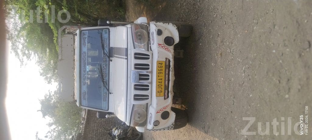 2018 Mahindra Bolero Pickup White