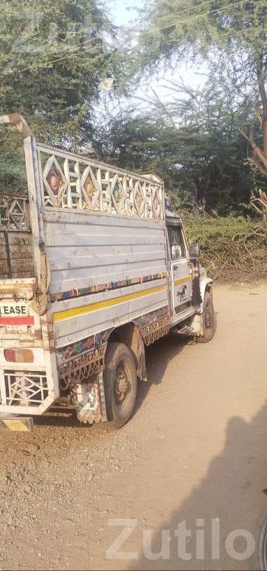 2018 Mahindra Bolero Pickup White - કાર - સિહોર - Image 3