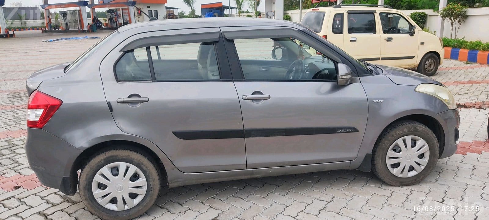 Maruti Suzuki Swift Dzire CNG Petrol Car