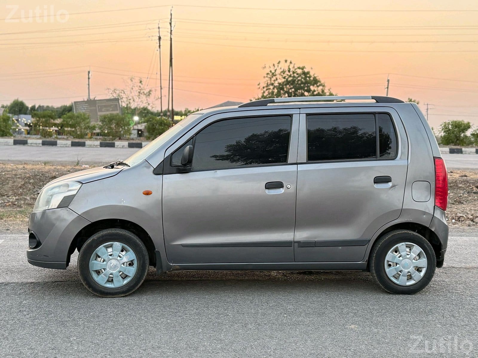 Maruti Suzuki WagonR LXI Used Car - Cars - Bhavnagar City - Image 3
