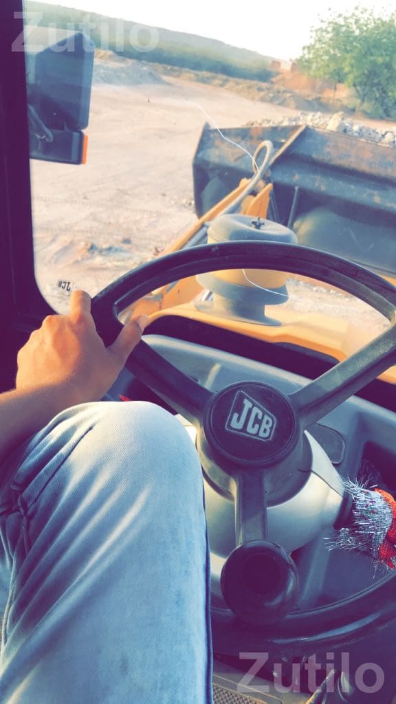 JCB Machine Available for Rent