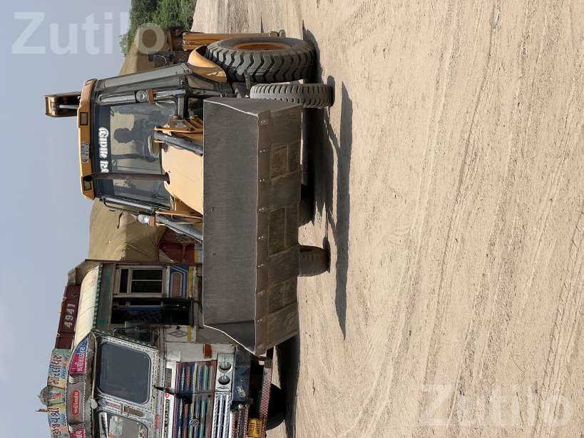 JCB Machine Available for Rent - ભાડે વાહનો - ભાવનગર શહેર - Image 2