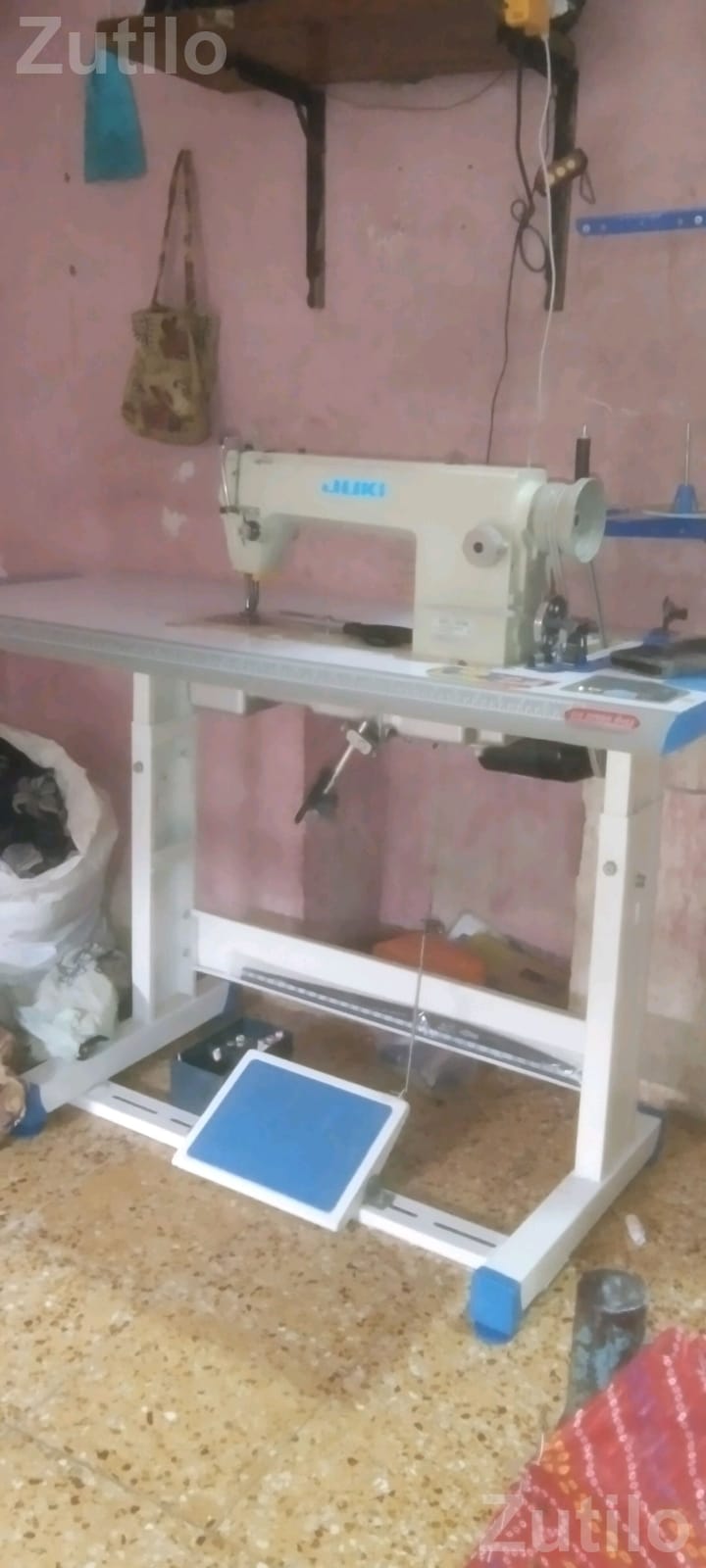 Juki Industrial Sewing Machine with Motor