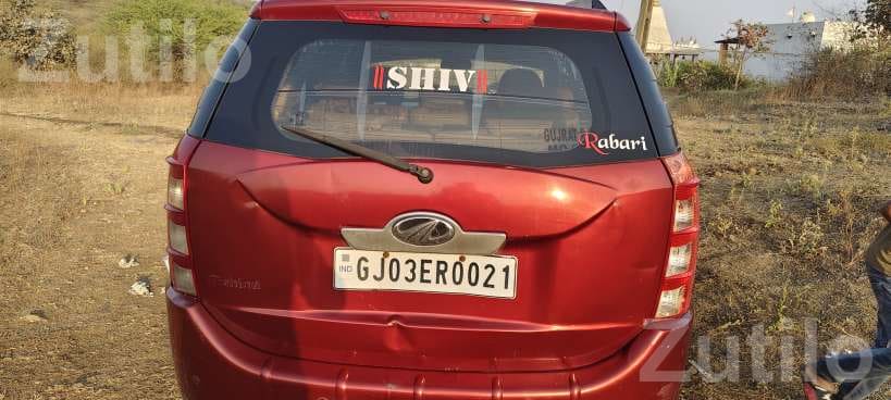 Mahindra XUV500 W8 2012 SUV