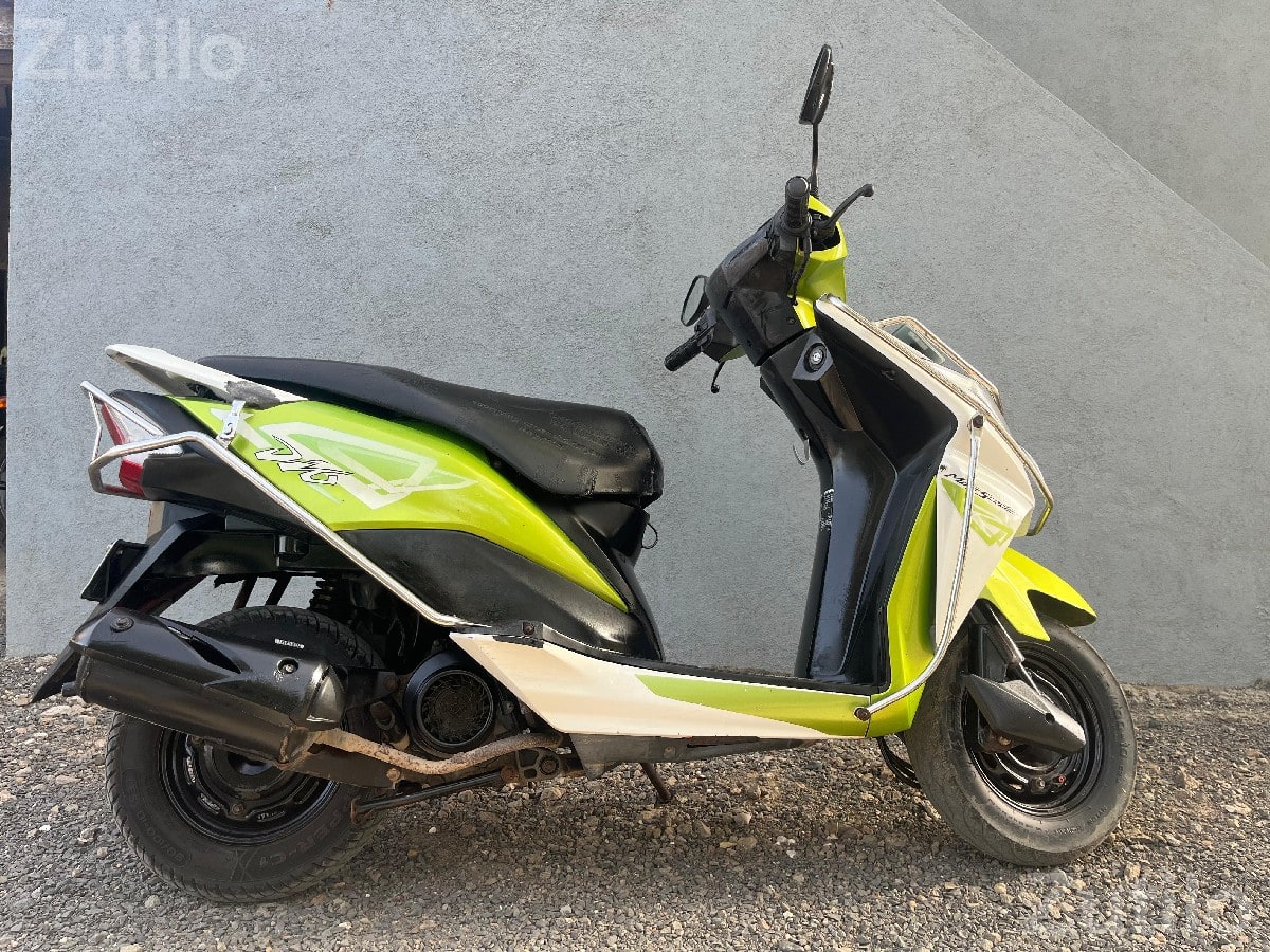 Honda Dio 2017 Scooter First Owner - બાઇક્સ - કલ્યાણપુર - Image 2