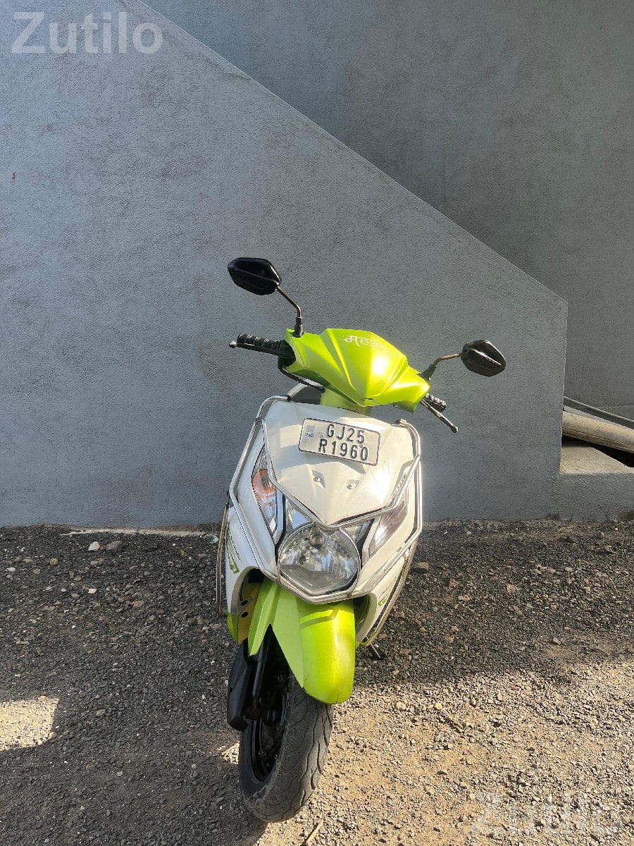 Honda Dio 2017 Scooter First Owner - બાઇક્સ - કલ્યાણપુર - Image 3