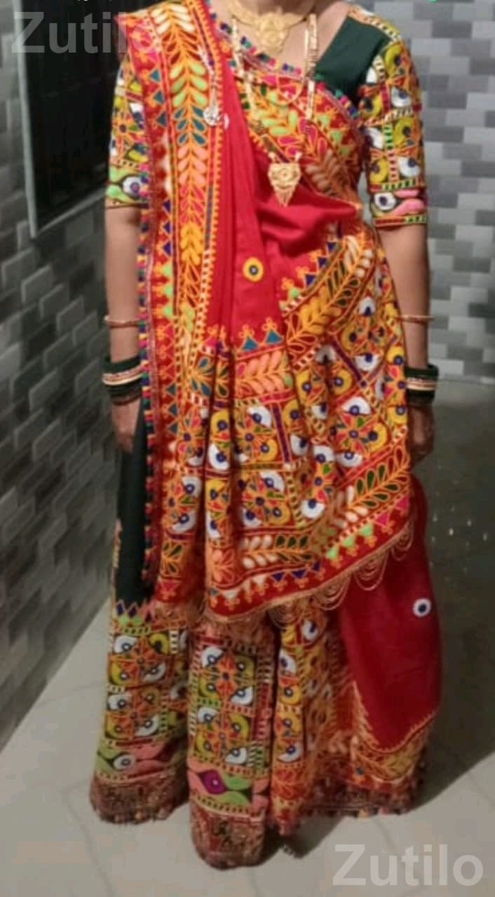 Blouse and Chaniya Embroidery Work - Ethnic Wear - Bhavnagar City - Image 4