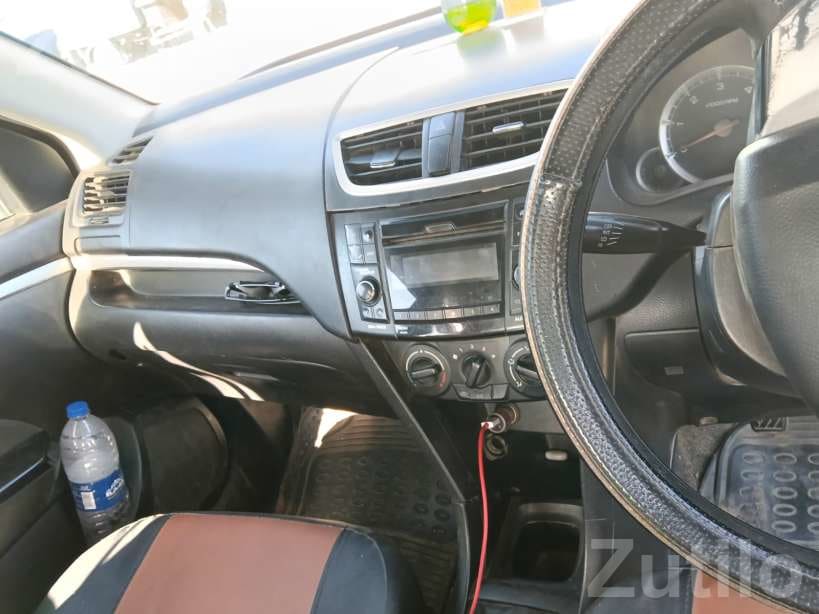 Maruti Suzuki Swift 2013 Two Owner - કાર - રણાવાવ - Image 3