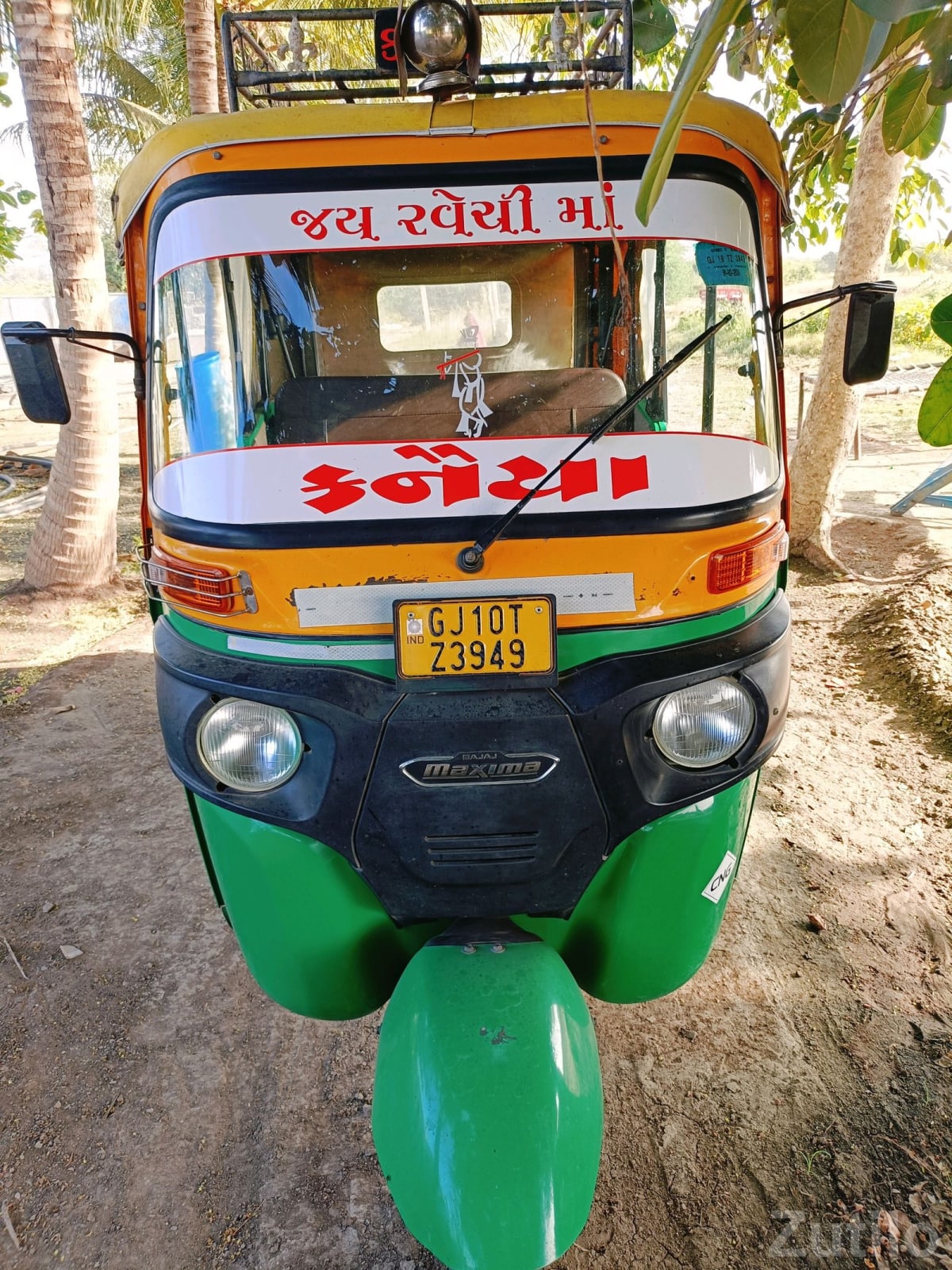 Passenger Auto Rickshaw with Roof Carrier - Auto Rickshaws - Khambhalia - Image 4