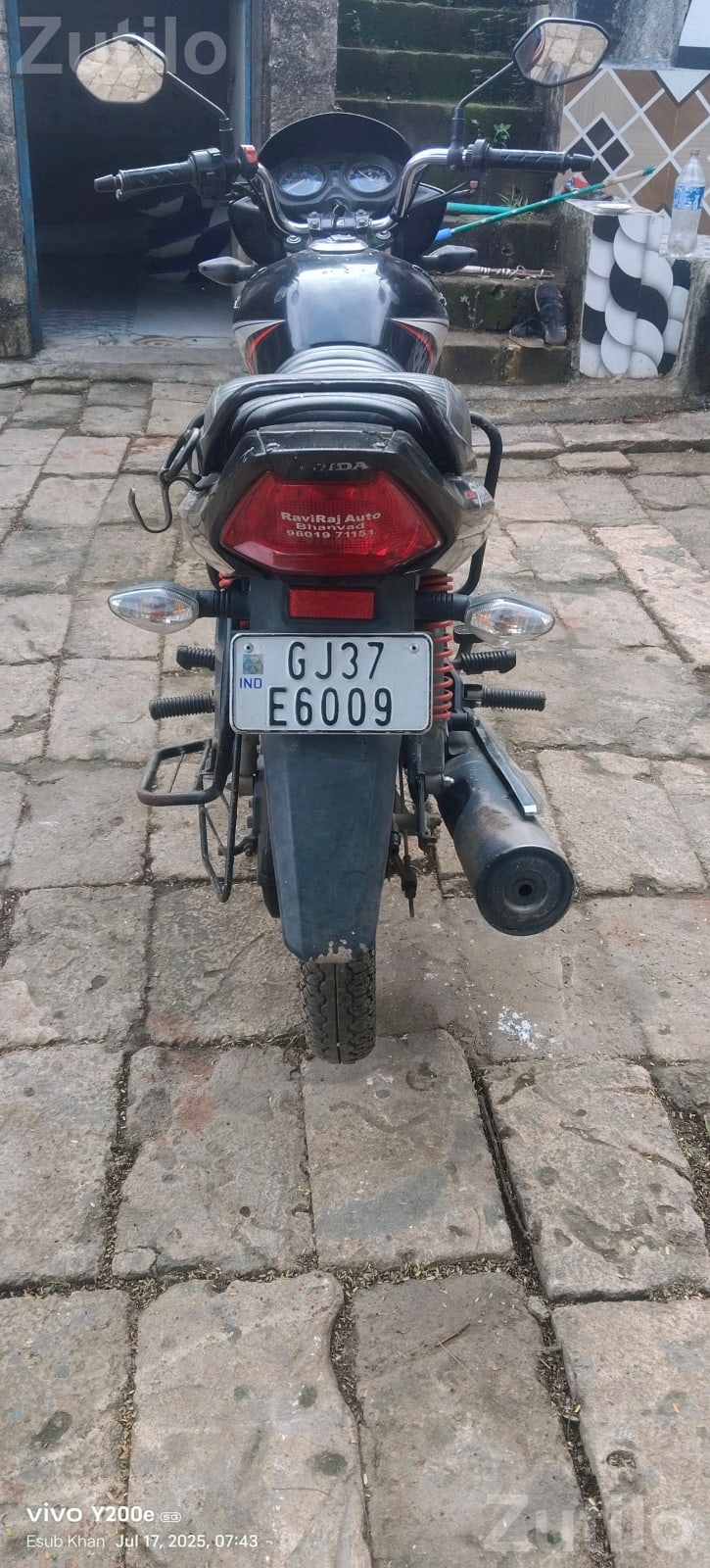 Honda CB Shine 2018 Bike - Bikes - Bhanvad - Image 4