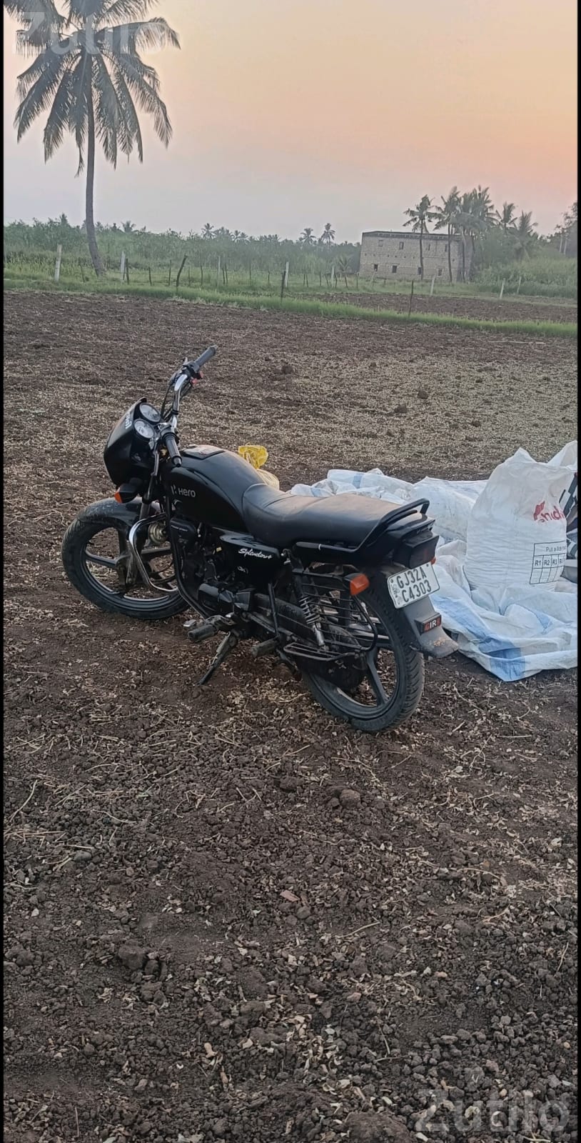 Hero Splendor Plus Black 2023 Bike - Bikes - Kodinar - Image 2