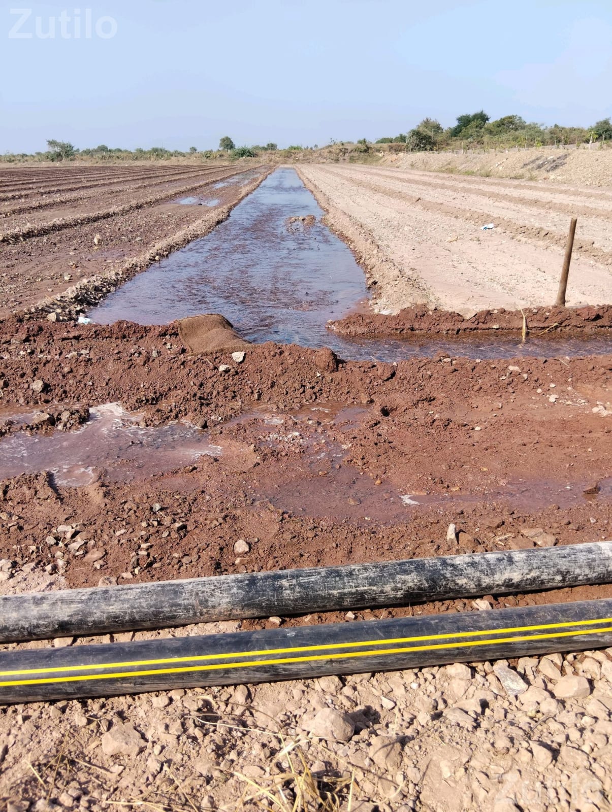 મારે eeco ગાડી વેચવાની છે 2012 નું મોડલ છે 170000 કિંમત છે