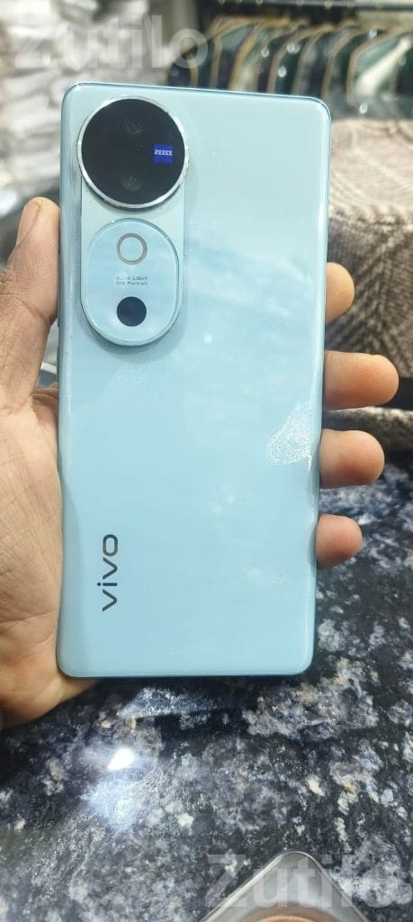 Vivo V40 8GB RAM 128GB Smartphone Vivo V40 8GB RAM 128GB Smartphone