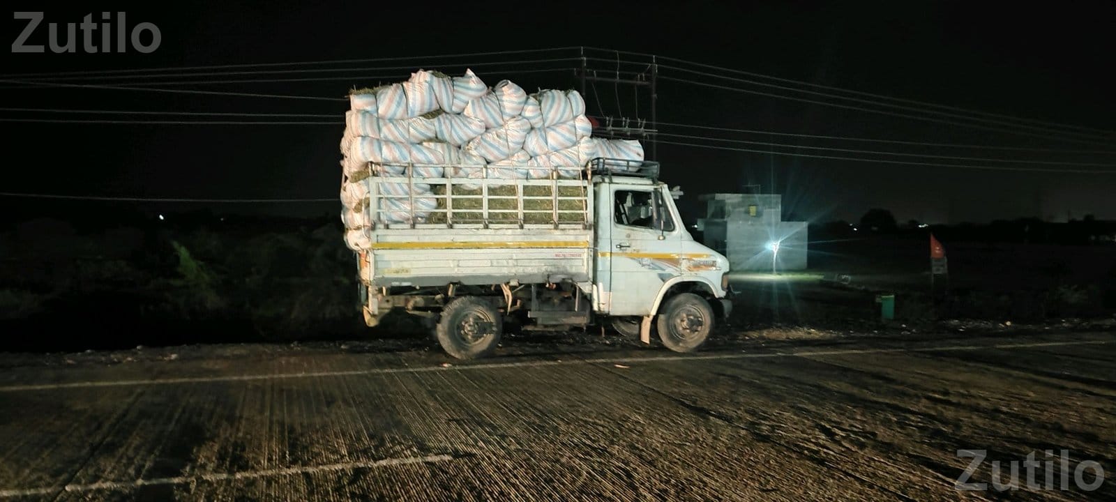 Tata 407 Pickup Truck 2011 Model - Trucks & Lorries - Khambhalia - Image 2