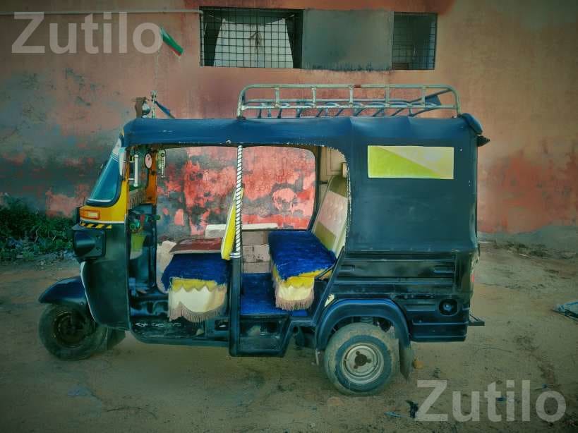 Bajaj Maxima Auto Rickshaw 2016 - ઓટો રિક્ષા - દ્વારકા - Image 2