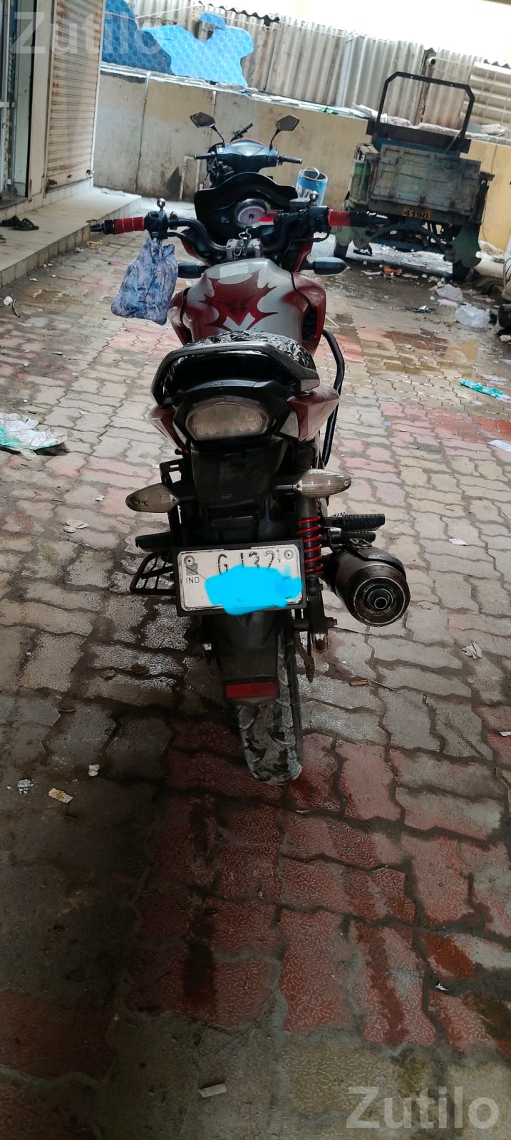 Hero Hunk 2016 Bike 45000 Km - Bikes - Veraval - Image 4