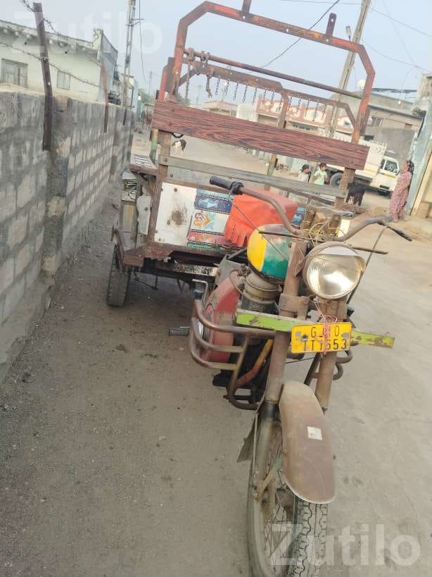 2013 Loading Auto Rickshaw with New Tyres - Auto Rickshaws - Bhanvad - Image 5