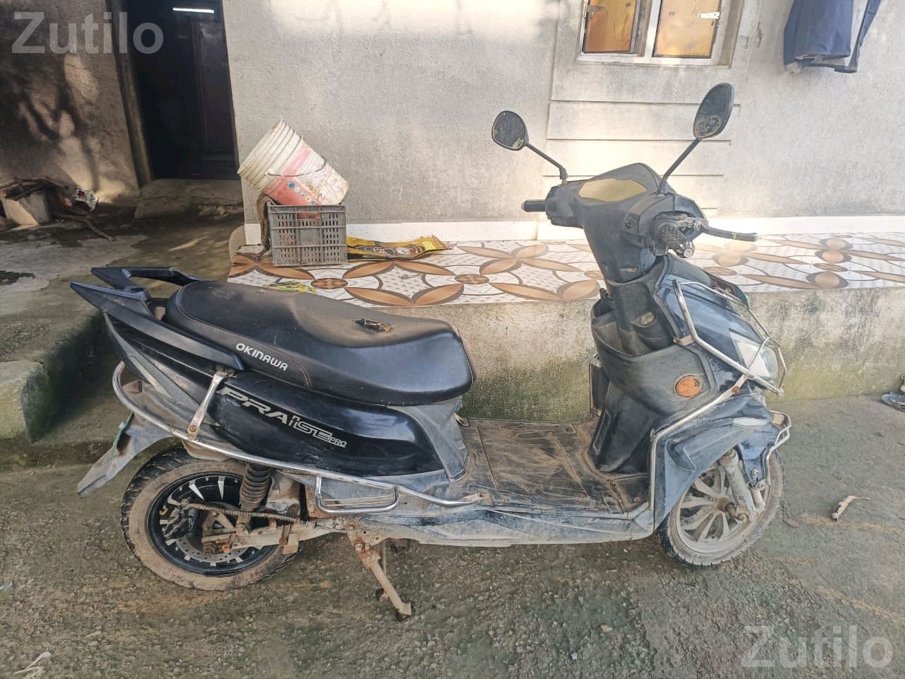 Okina Electric Scooter Black - Bikes - Patan City - Image 2