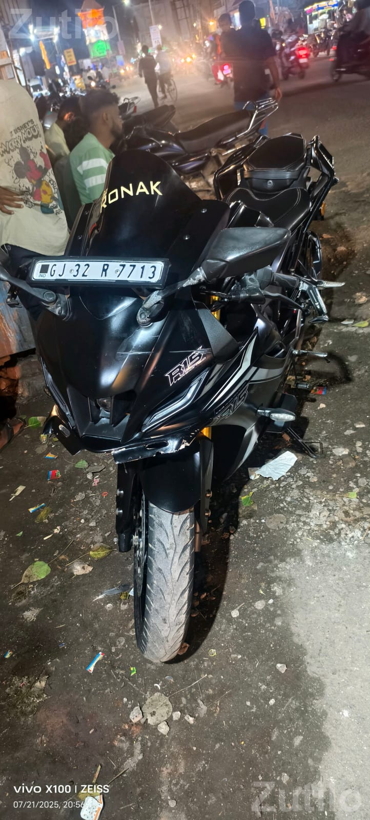 Yamaha R15 V4 Black Sports Bike