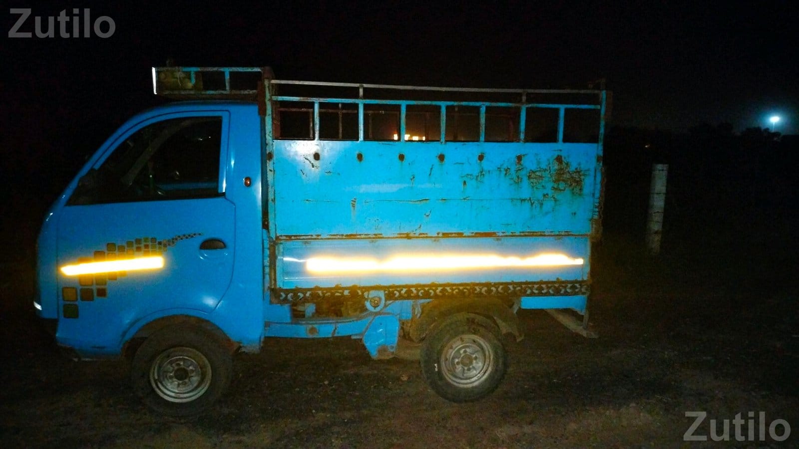 2017 Tata Jeep Axle Loading Vehicle - Trucks & Lorries - Surendranagar City - Image 5