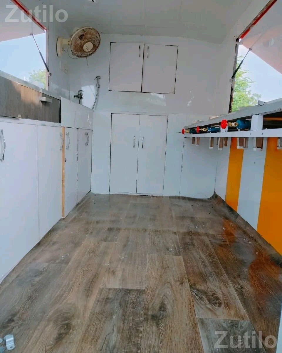 Modified Food Truck Shop Van - Trucks & Lorries - Chotila - Image 4