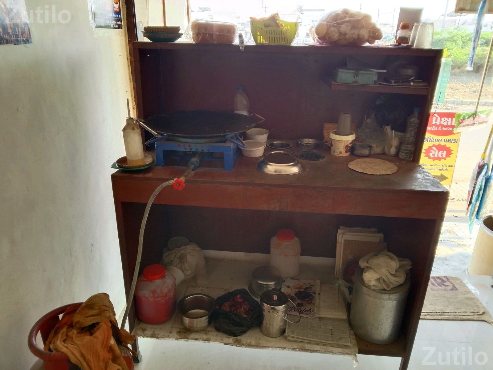 Iron Counter Table for Shop Use