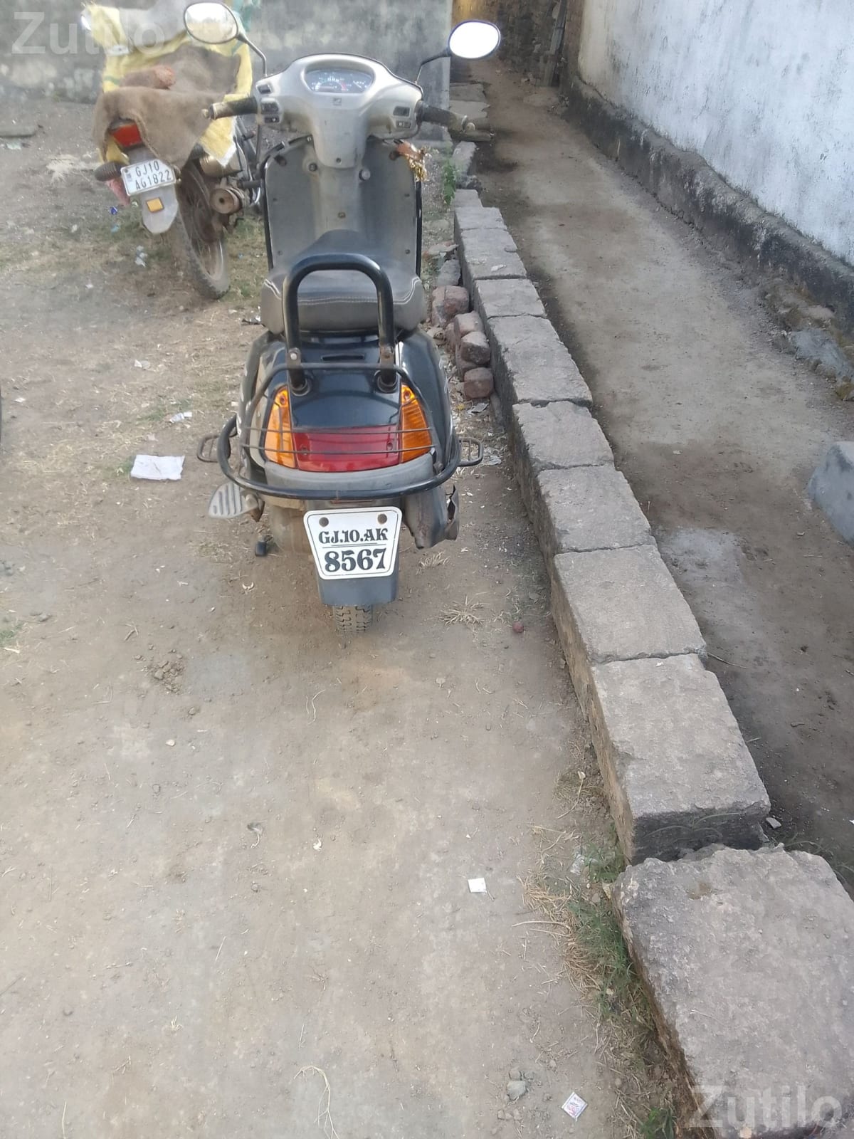 Honda Activa 2009 Scooter - Bikes - Lalpur - Image 4