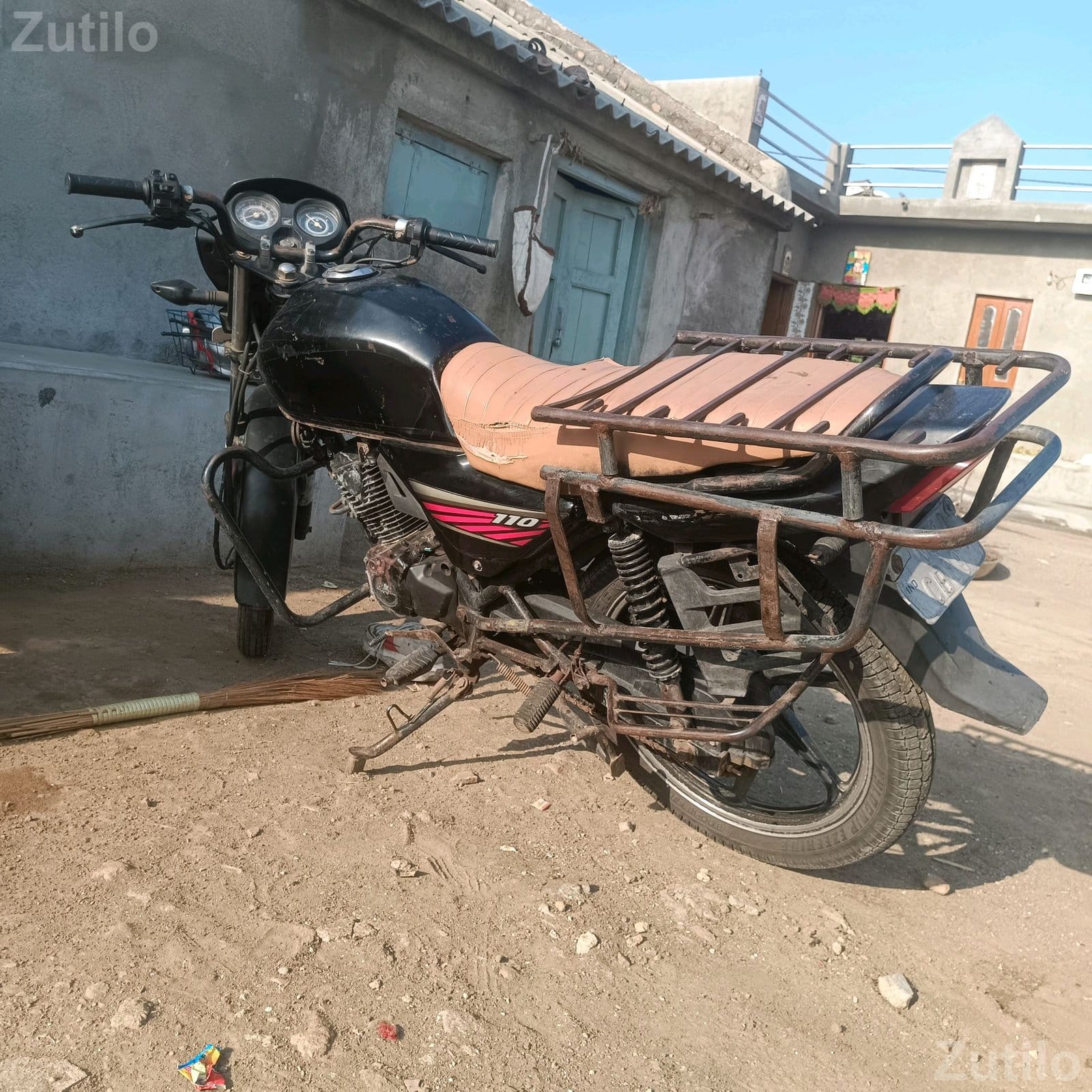 2014 Commuter Bike in Black - બાઇક્સ - જામજોધપુર - Image 4