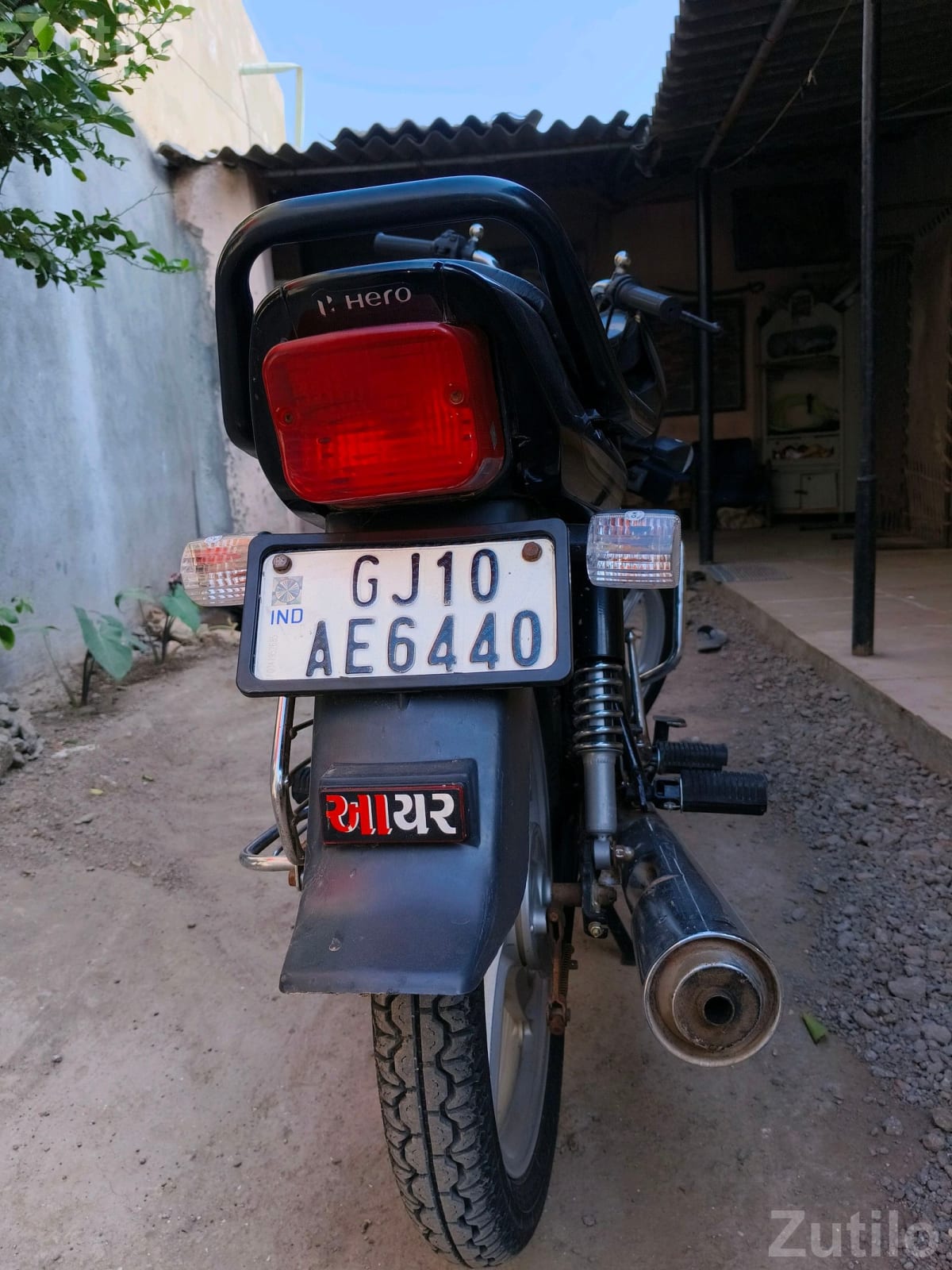 2006 Hero Splendor Bike in Black - Bikes - Lalpur - Image 2