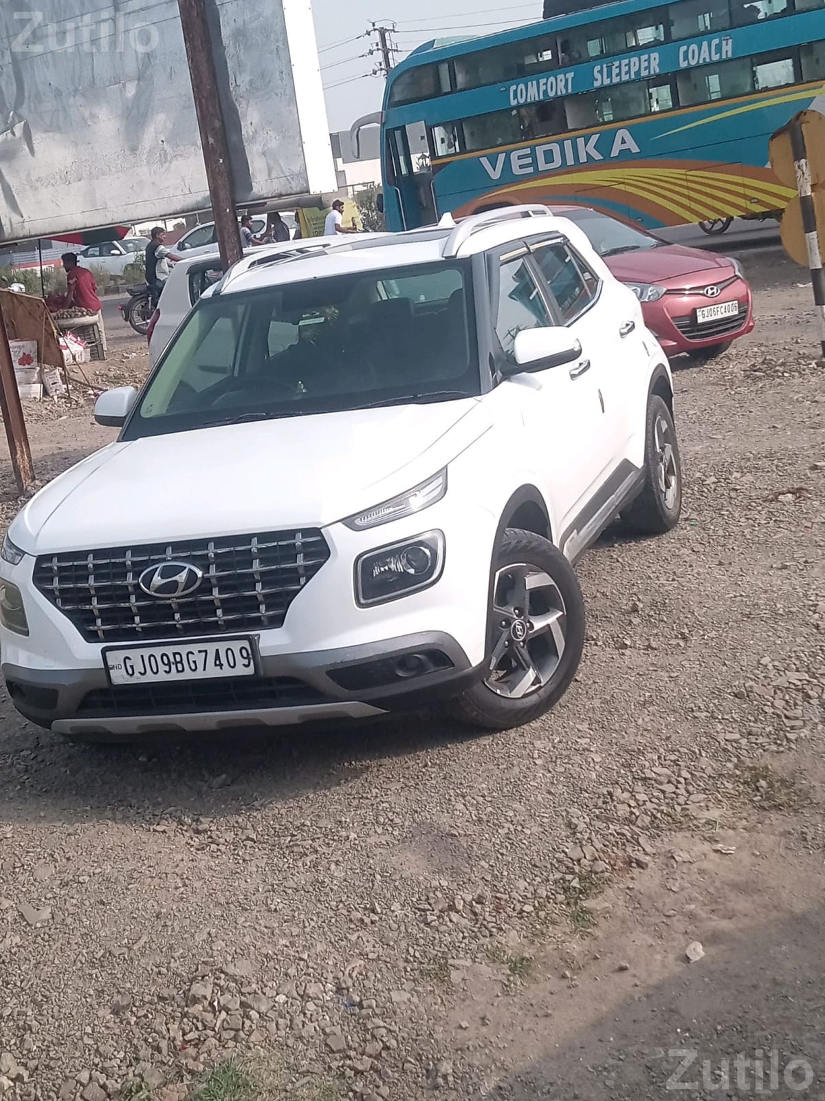 Passenger Car for Sale in White - કાર - જામજોધપુર - Image 5