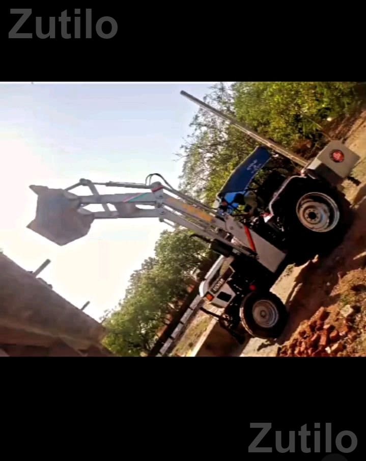 2023 Construction Vehicle 1250 Hours - Construction Vehicles - Jasdan - Image 3