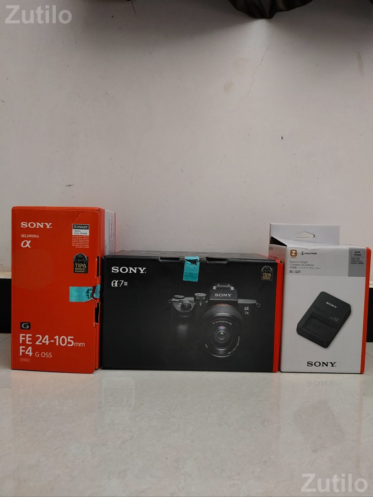 Sony Alpha ILCE-7M3K and FE 24-105 mm F4 G (3 year warranty)