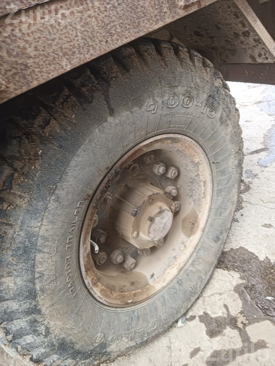 Used Heavy Vehicle Tyre 900-16