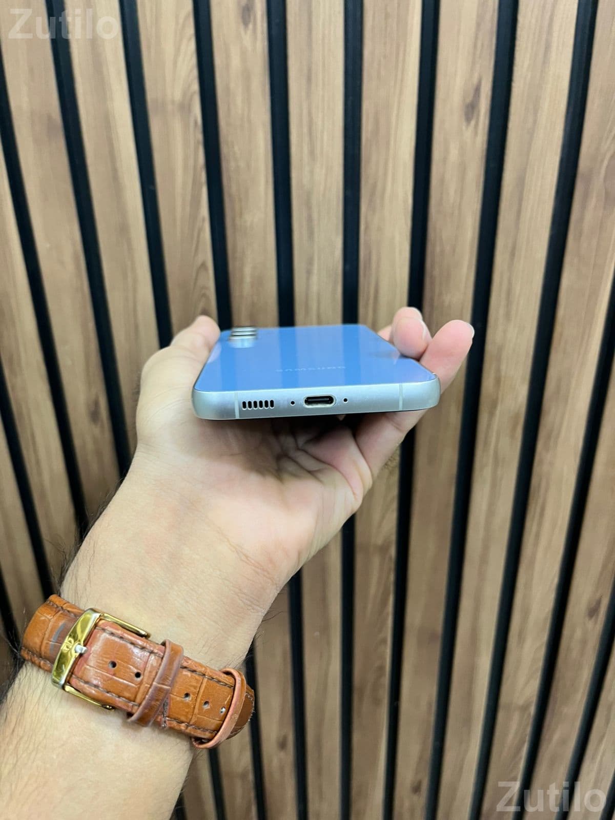 Samsung s23 fe limit Edison color ( blue ) - Mobile Phones - Rajkot City - Image 4