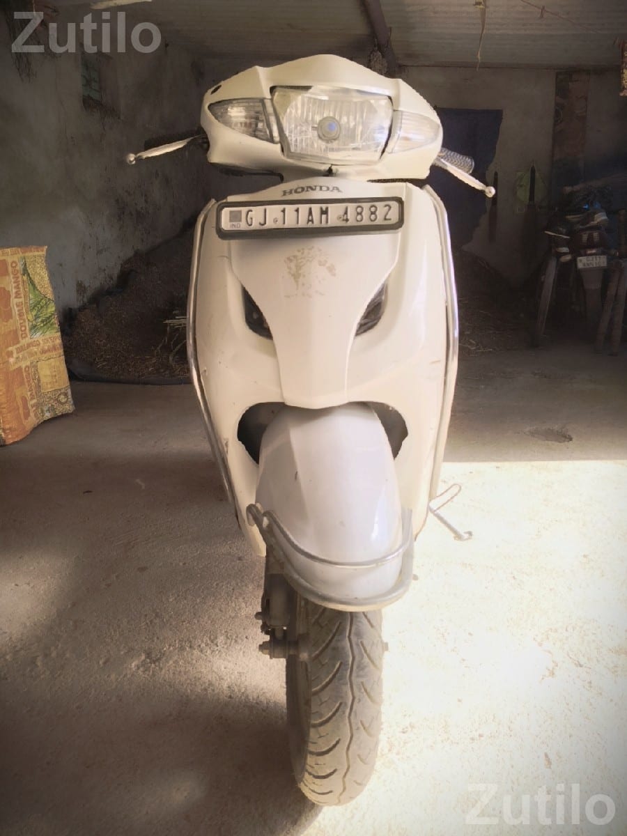 Honda Activa 2013 Scooter - બાઇક્સ - કેશોદ - Image 2