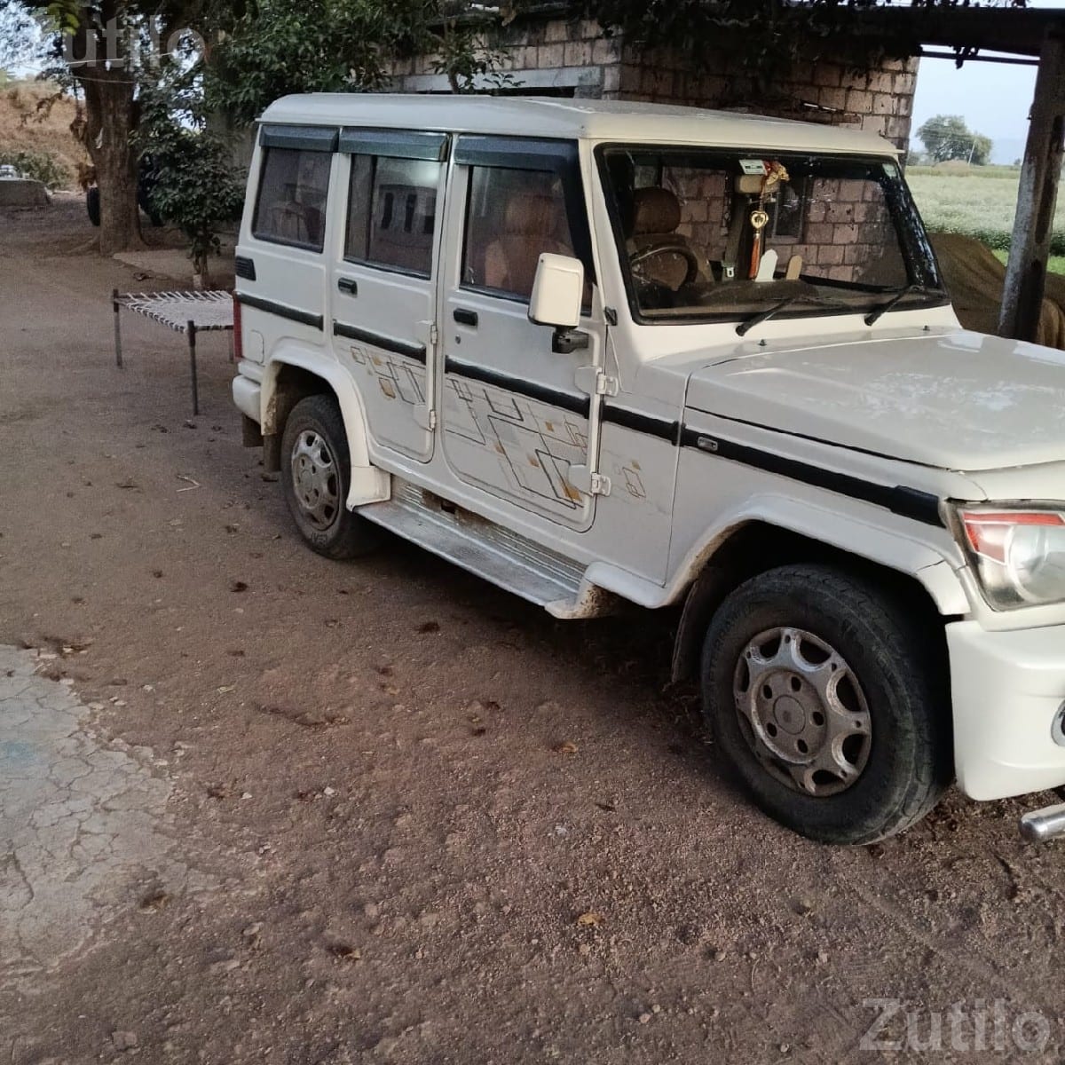 Mahindra Bolero ZLX 7 Seater 2013 - Cars - Lodhika - Image 3