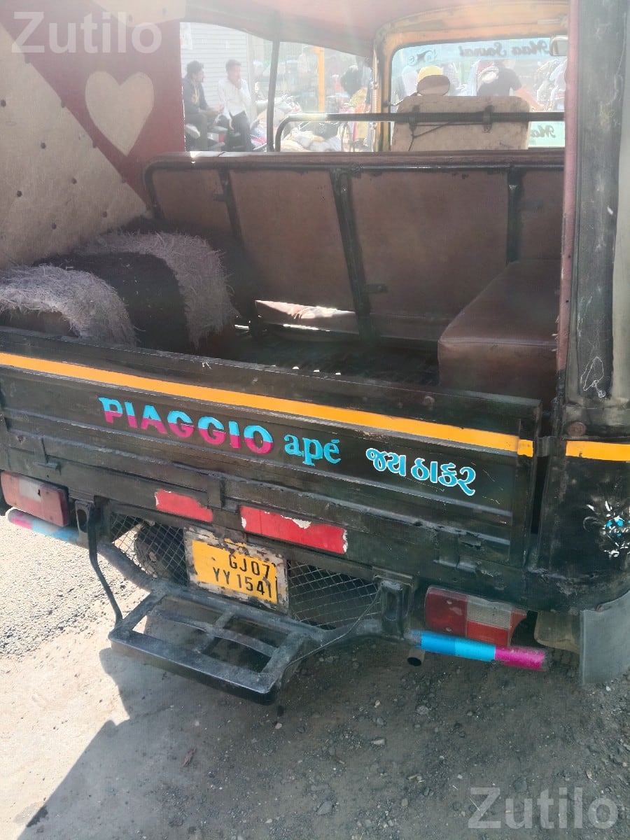 Piaggio Ape Cargo Auto Rickshaw