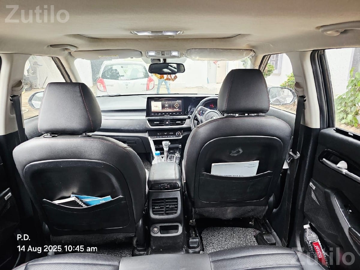 Kia Seltos Top Model Black SUV