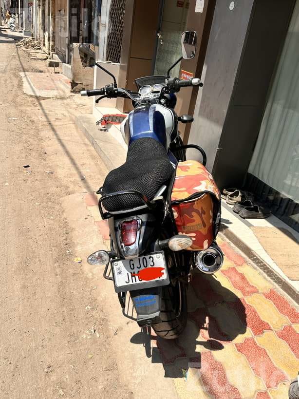 Bajaj V15 2016 Single Owner Bike - Bikes - Dhoraji - Image 4