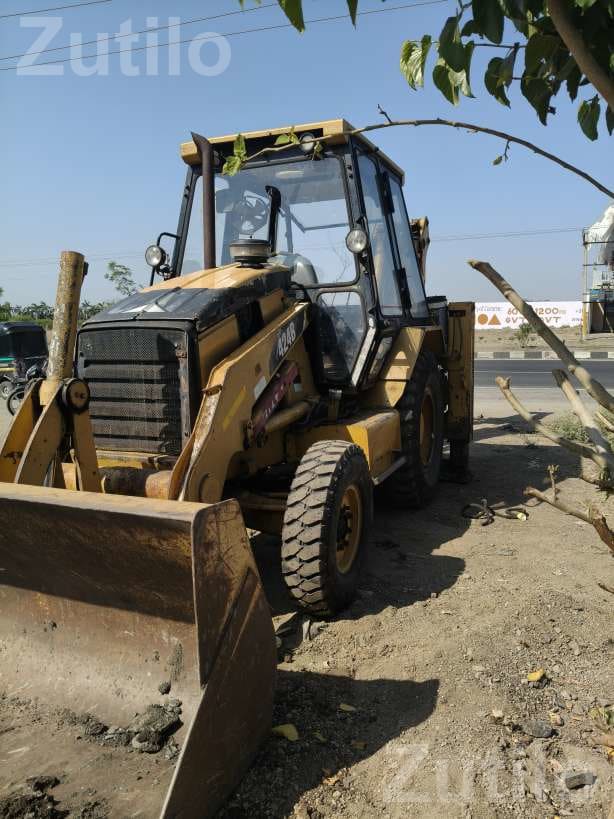 CAT 424B Backhoe Loader 2012 Model - બાંધકામના વાહનો - રાજકોટ શહેર - Image 2