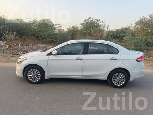 Maruti Suzuki Ciaz ZDi 2015 Sedan - કાર - પોરબંદર - Image 2