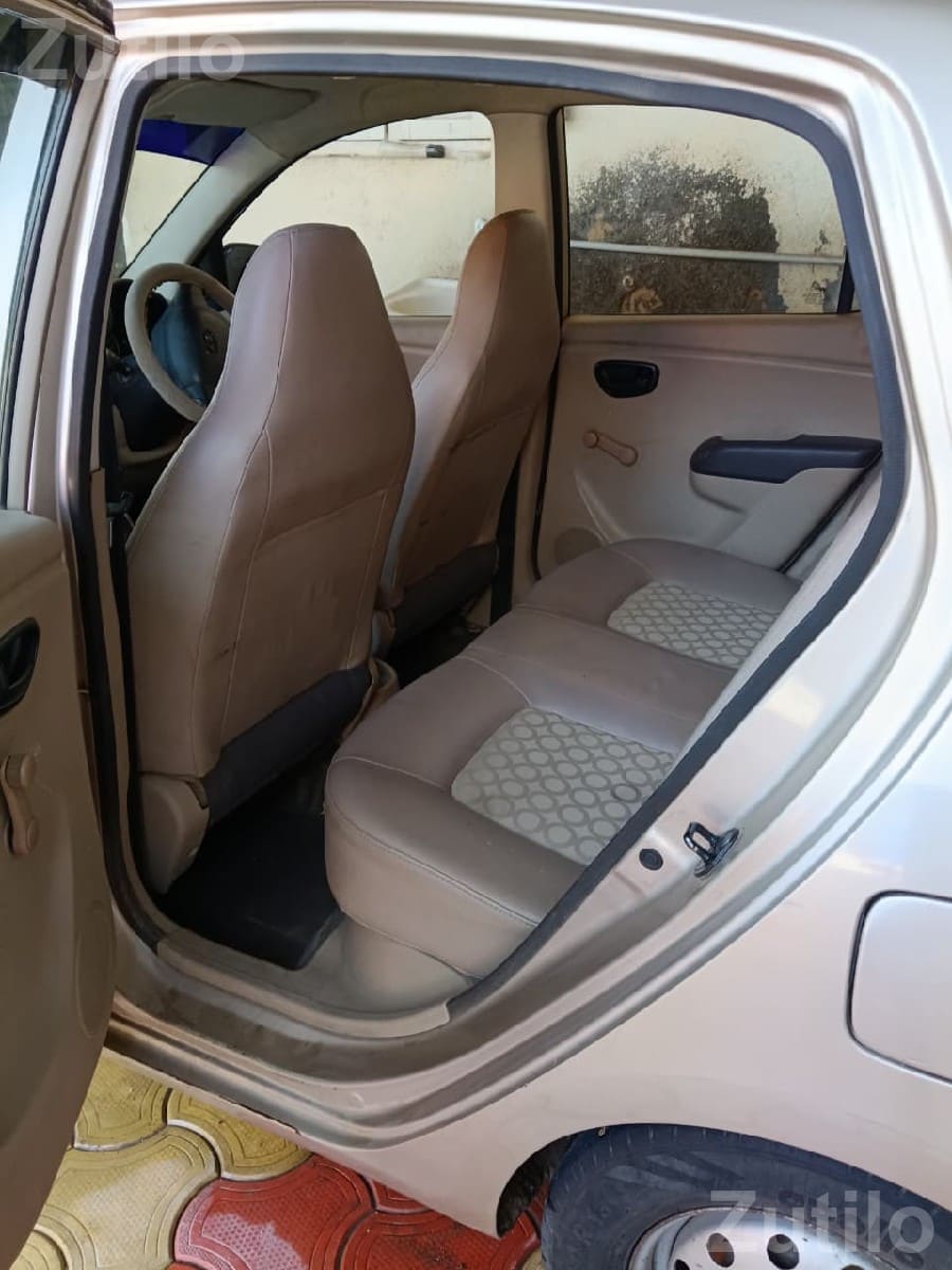 Hyundai i10 2009 Petrol Car with AC Hyundai i10 2009 Petrol Car with AC