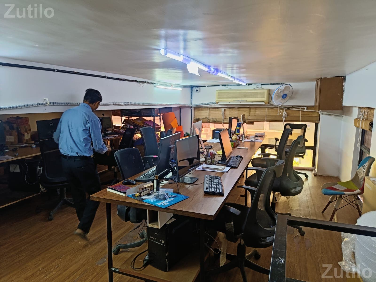 Office tables - ઓફિસ ફર્નિચર - અમદાવાદ શહેર - Image 4