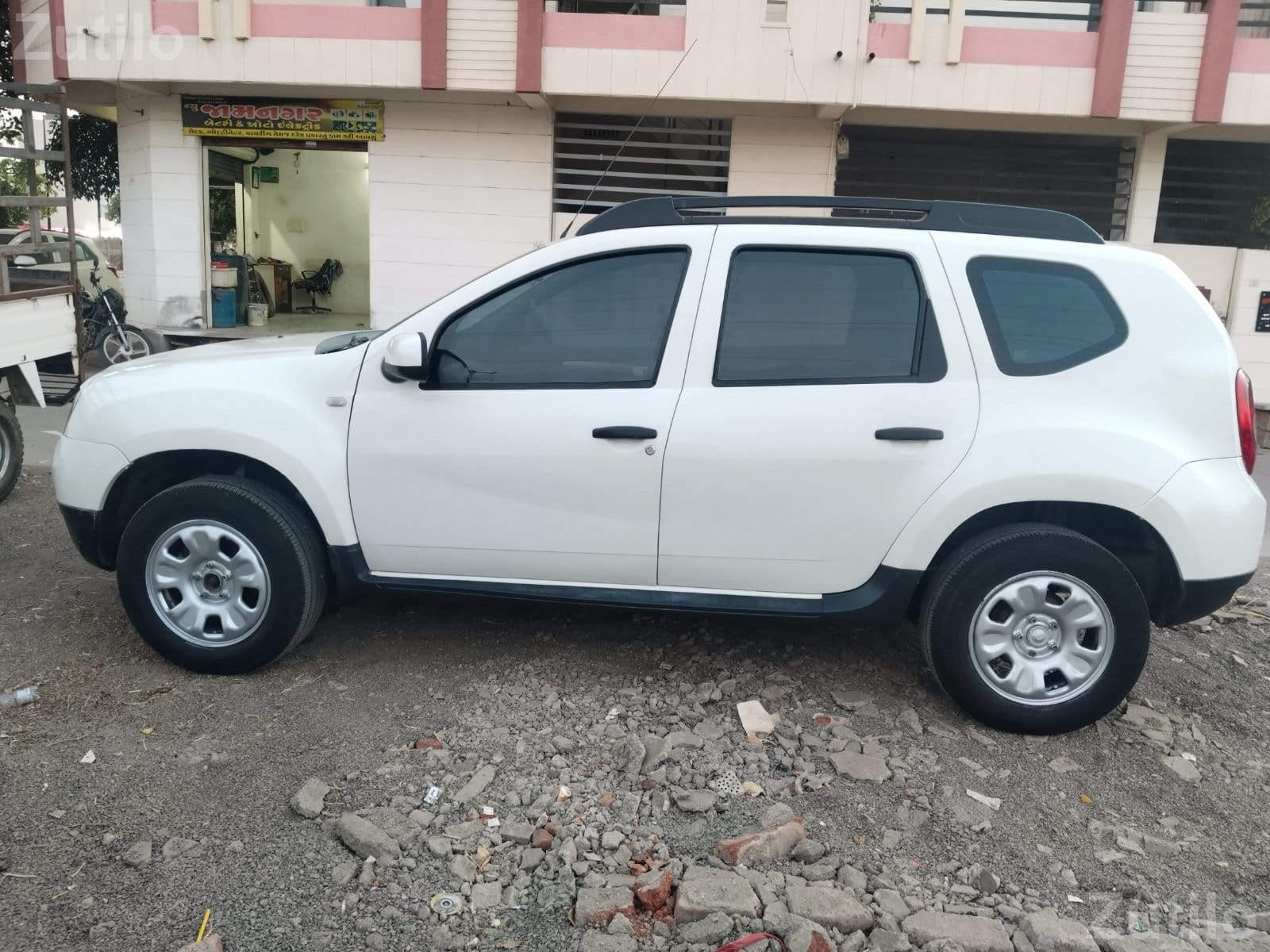 Four wheel car - Cars - Gondal - Image 5