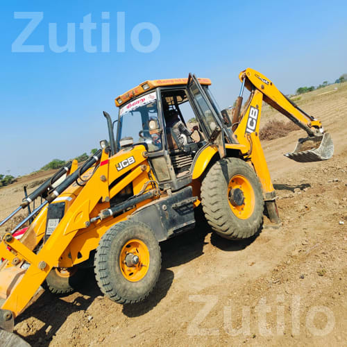 2011 Backhoe Loader Construction Vehicle - Construction Vehicles - Bhesan - Image 3