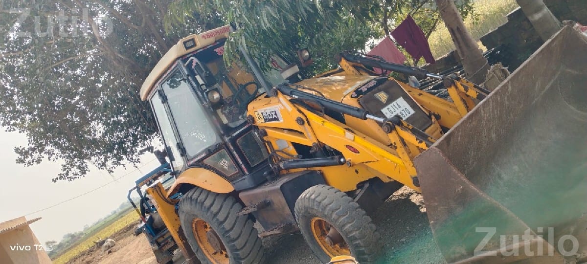 JCB Backhoe Loader 2009 for Sale - બાંધકામના વાહનો - ખંભાળિયા - Image 2