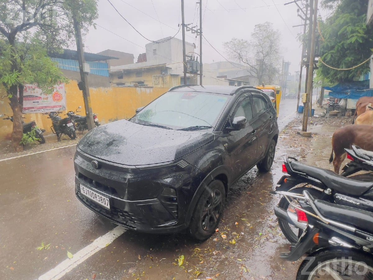 Tata Nexon Creative Plus Dark Diesel 2024 - Cars - Jamnagar City - Image 2