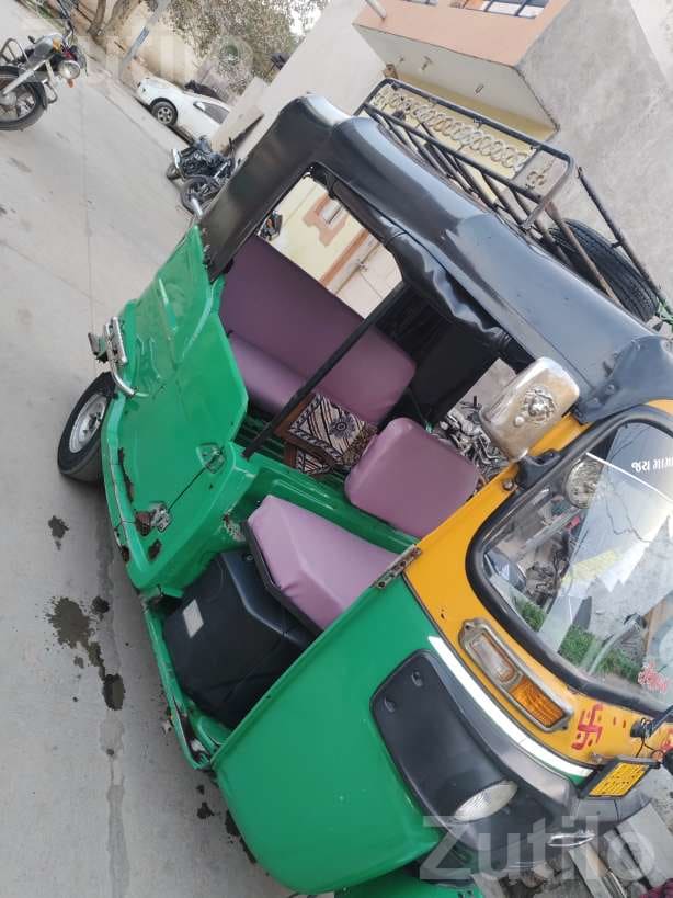 2021 Bajaj Maxima Petrol CNG Auto Rickshaw - Auto Rickshaws - Gondal - Image 2