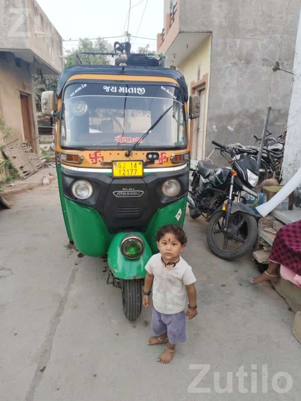 2021 Bajaj Maxima Petrol CNG Auto Rickshaw - Auto Rickshaws - Gondal - Image 3