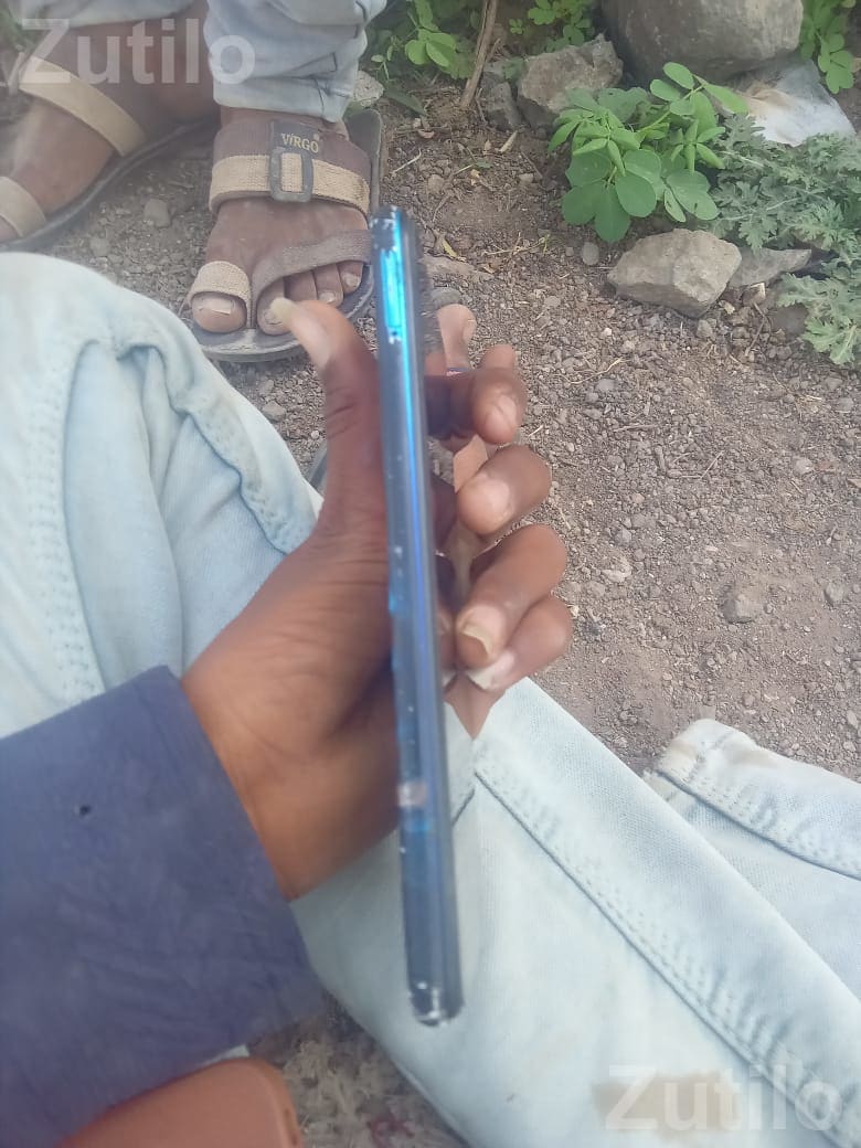 Vivo V20 Smartphone for Sale - મોબાઇલ ફોન - રાજકોટ શહેર - Image 2